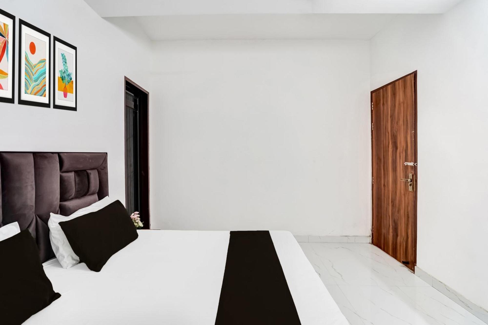 Super Hotel O Burari New Delhi Exterior photo
